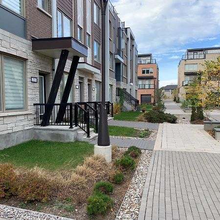 Wateridge Luxury Condos Оттава Екстер'єр фото