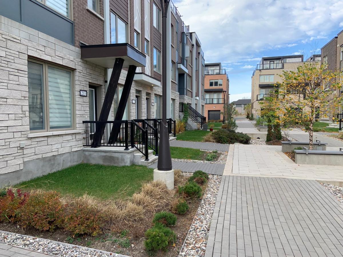 Wateridge Luxury Condos Оттава Екстер'єр фото